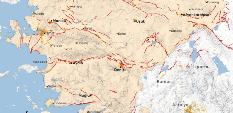 Ege’de endişelendiren sarsıntılar… Son 3 saatte 6 sarsıntı!