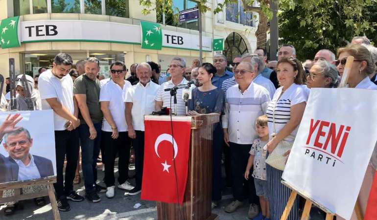 CHP Nazilli’de deprem: Topluca istifa edip ‘Yeni Parti’ye geçtiler!