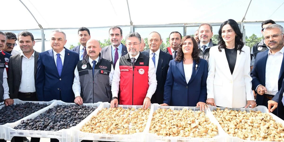 Bakan Yumaklı: “Türkiye dünya incir üretiminde birinci”