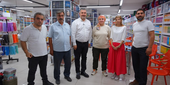Özen Akgün’den iş dünyasına ‘Askıda Kırtasiye’ çağrısı